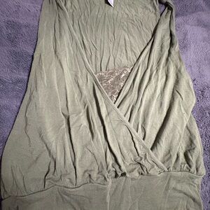Stretch Y2K Olive Green Wrap-Style Top with Lace Trim